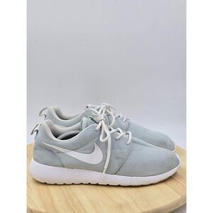 Nike Roshe One Women's Running Shoes Size 8.5  844994-003